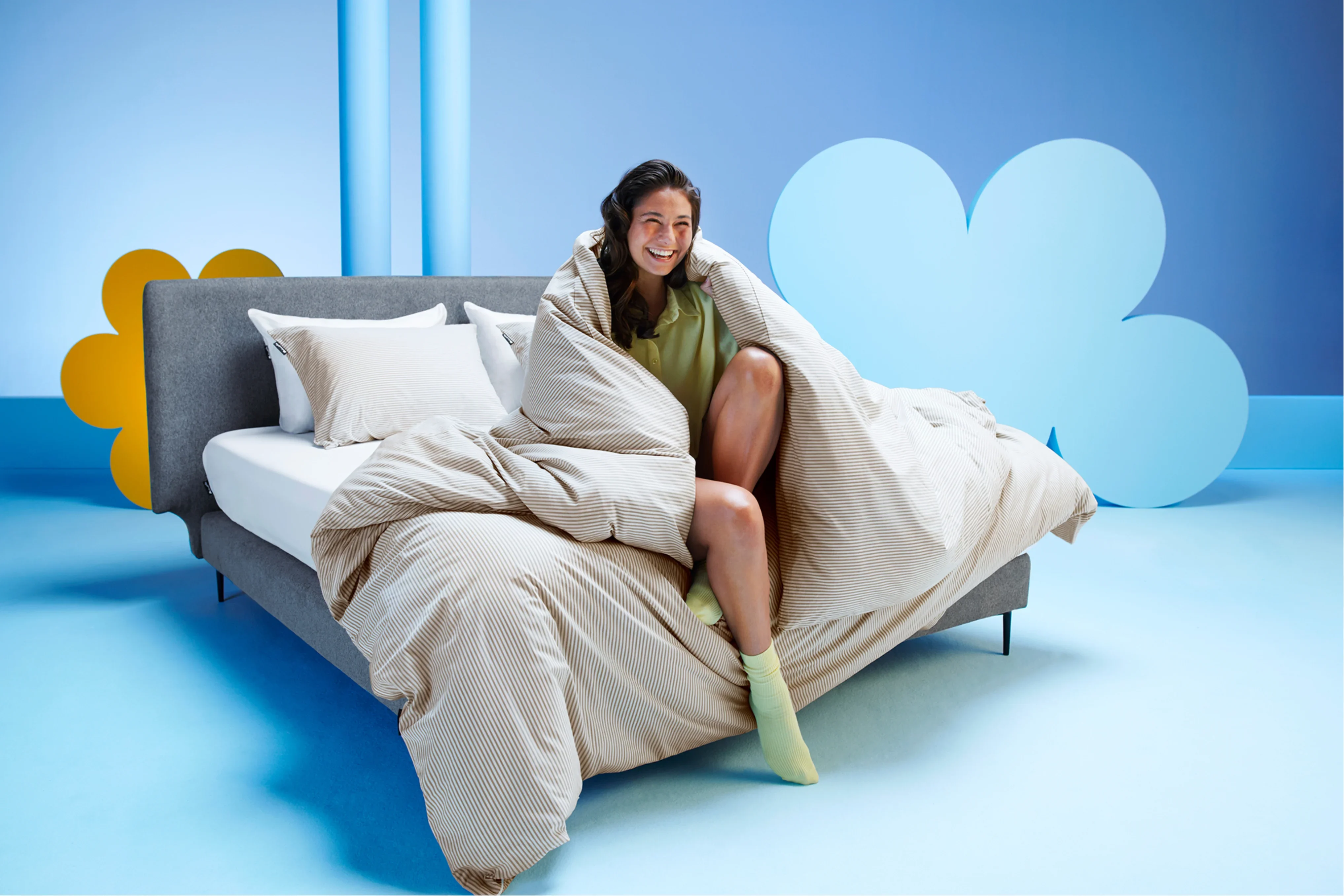 Cloudpillo Striped Bedding Set - Image 16