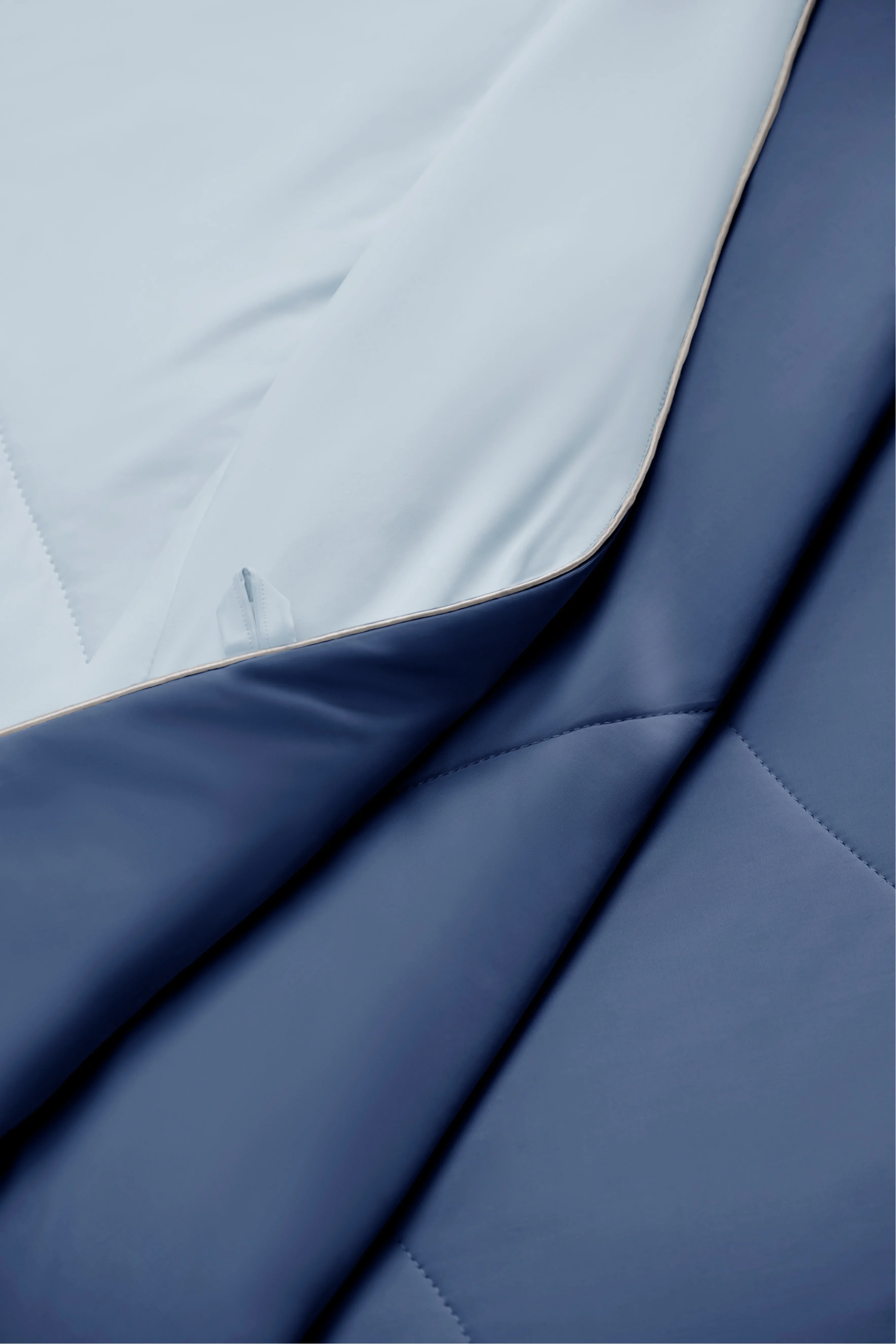 Cloudpillo Cooling Blanket Limited Edition - Image 3